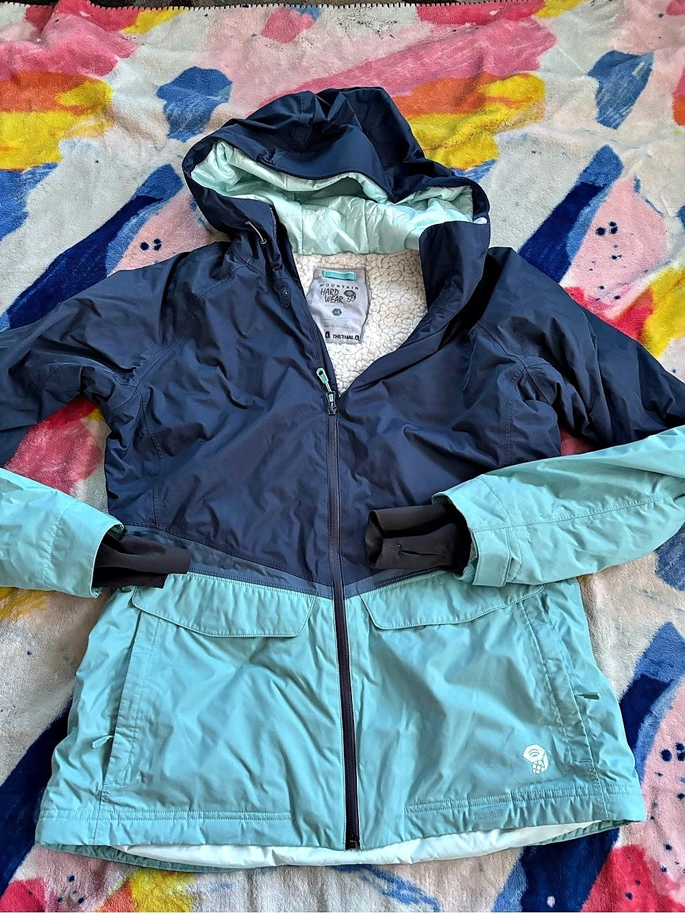 Mountain Hardwear Color Block Ski Jacket in Blue & Green